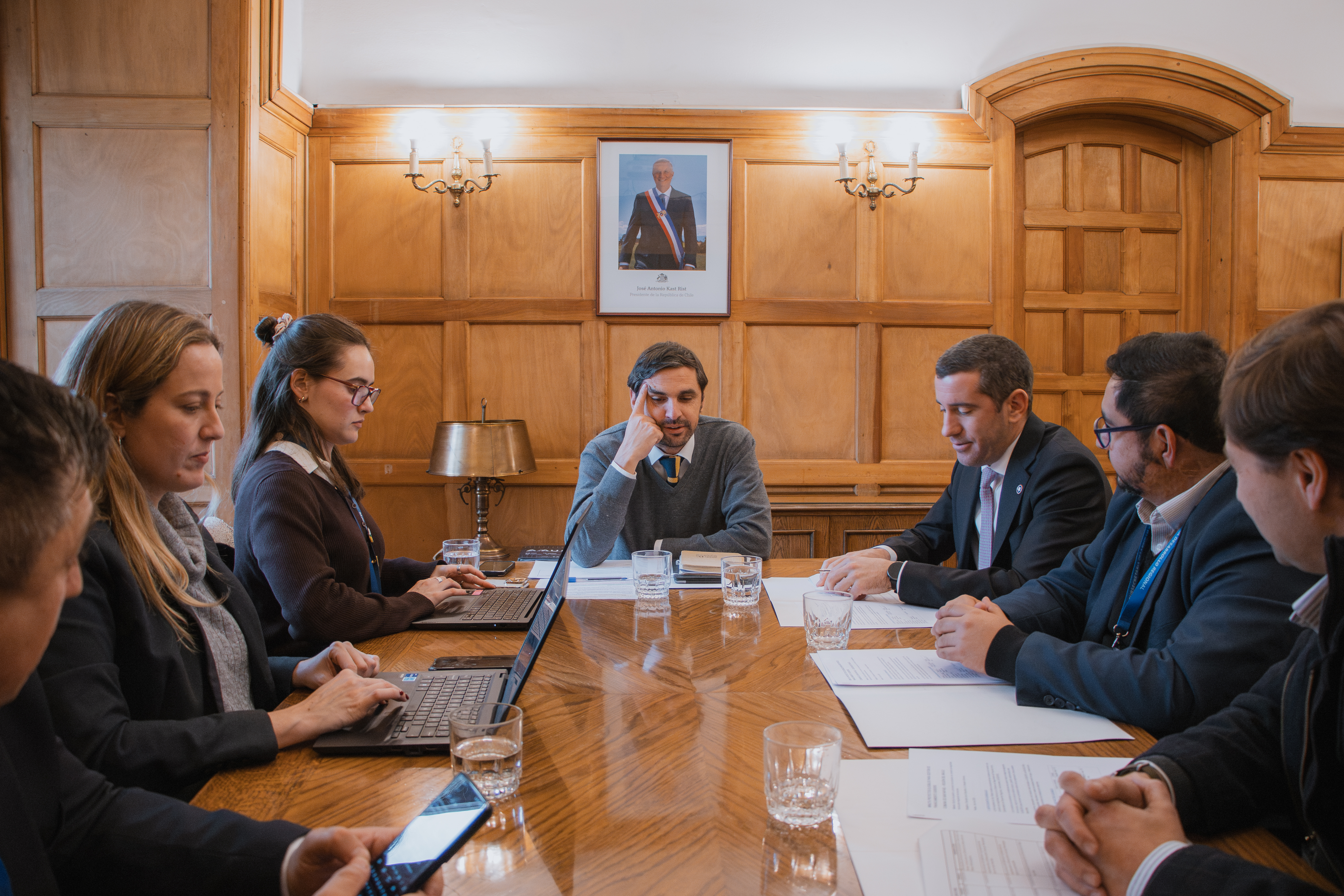 Alcalde Basilio Pérez Díaz sostuvo importante reunión de trabajo en la SUBDERE